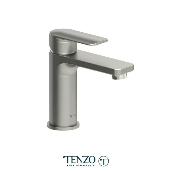 Delano-Single Hole Lavatory Faucet With Drain