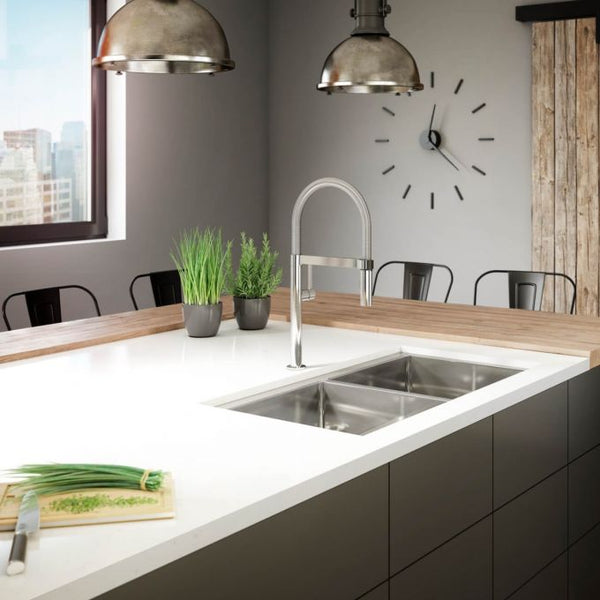 Exki Collection Single Handle Kitchen Faucet with Spring Spout and Magnetic Spray Head
